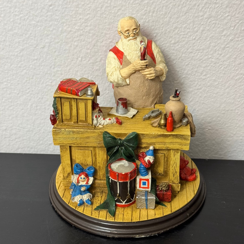 Norman Rockwell “Santa’s Workshop” figurine Heirloom Collection Limited Edition